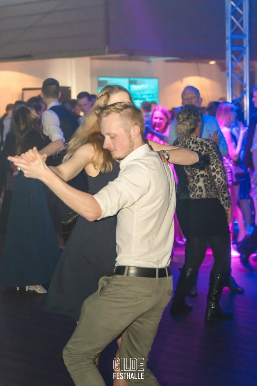 Weihnachtsball 2022 (Gildehalle Bassum) Bild 30 aus Gildehalle Bassum