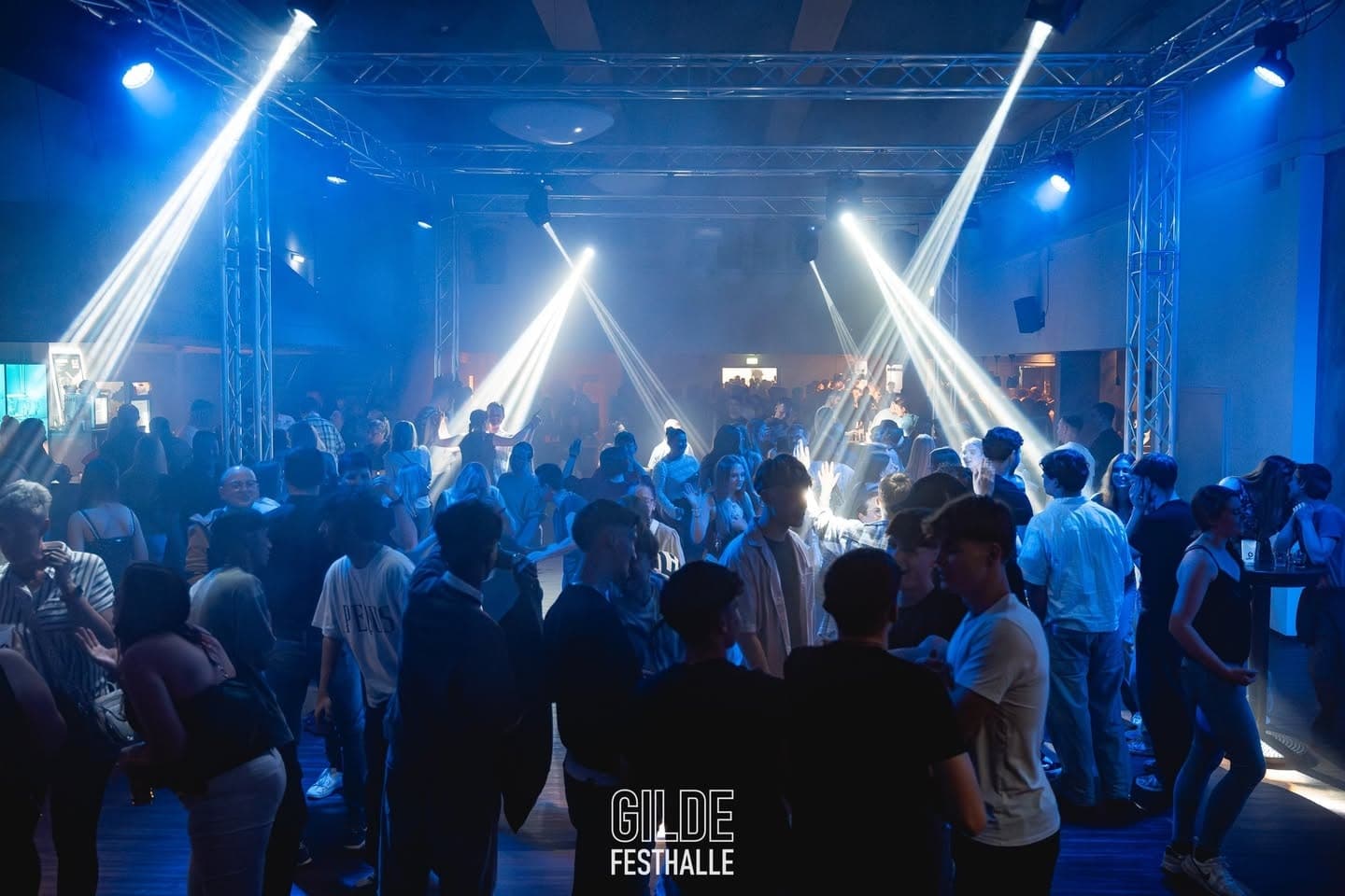 Tanz in den Mai 2025 (Gildehalle Bassum) Bild 7 aus Gildehalle Bassum
